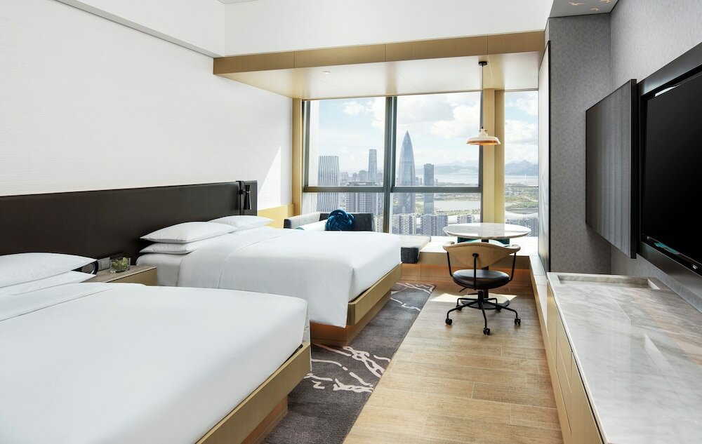 Фото Renaissance Shenzhen Bay Hotel