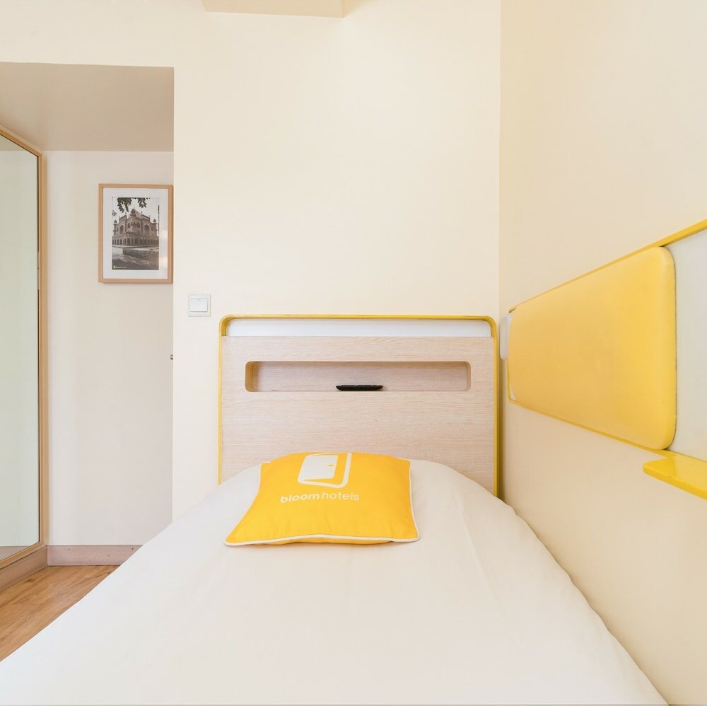 Фото Bloomrooms @ New Delhi Railway Station