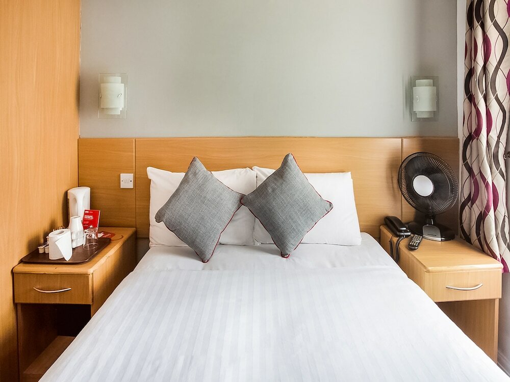 Фото Oyo London Guest House