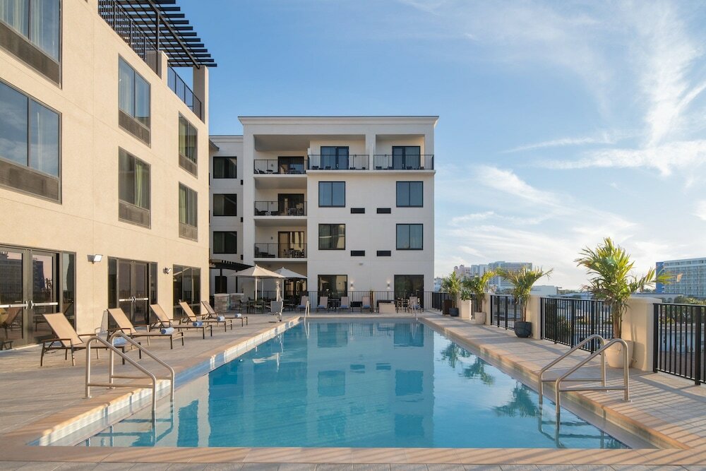 Фото Courtyard by Marriott Clearwater Beach