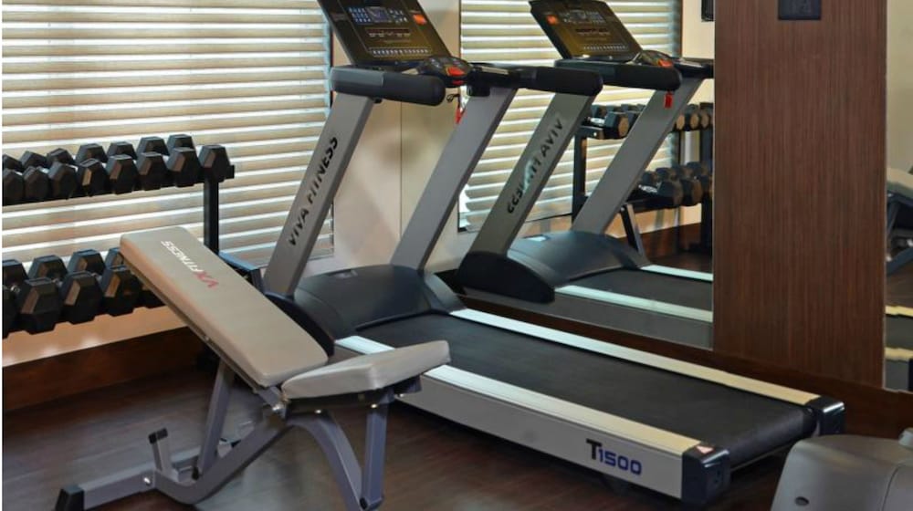 Фото Residency Sarovar Portico Mumbai