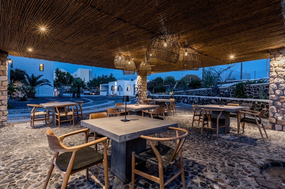 Фото Symmetry Suites