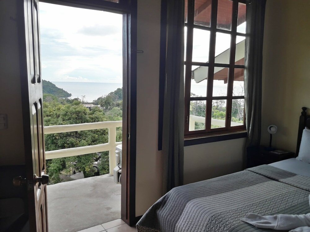 Фото Hotel La Colina