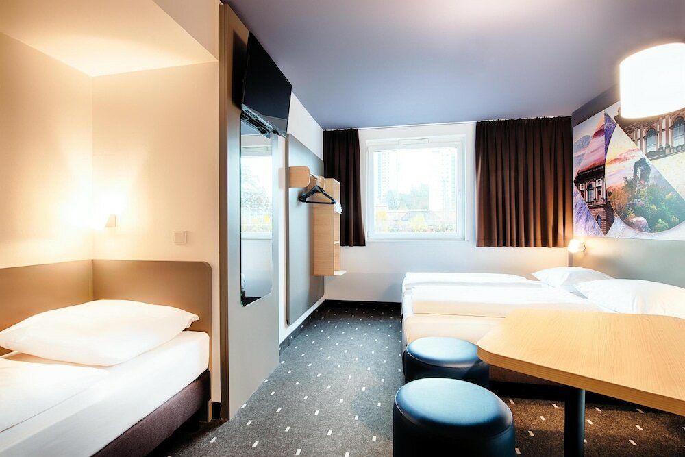 Фото B&b Hotel Kaiserslautern