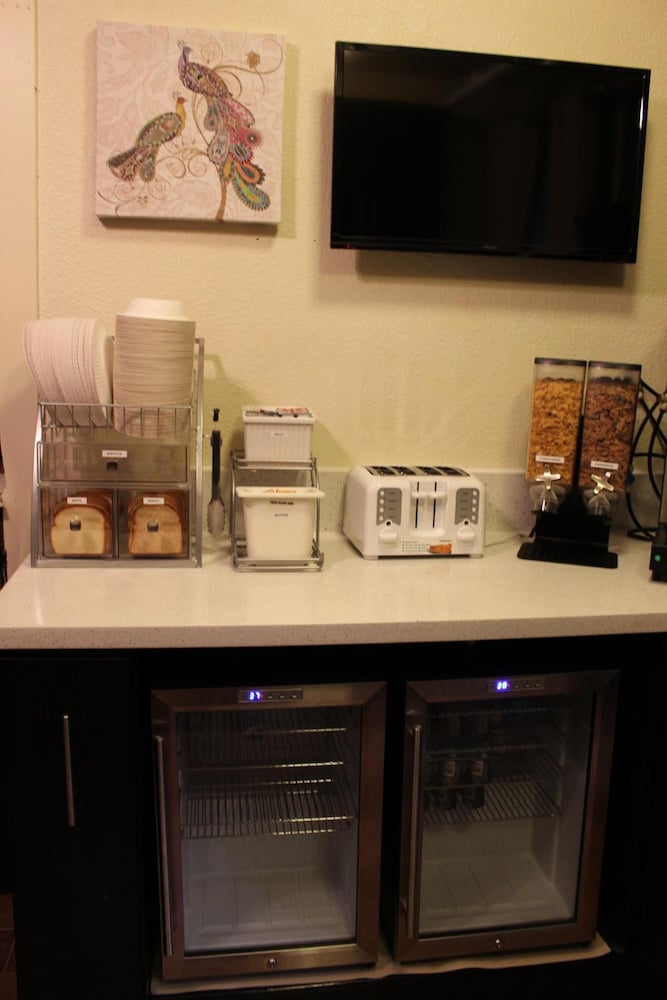 Фото Inn on Folsom