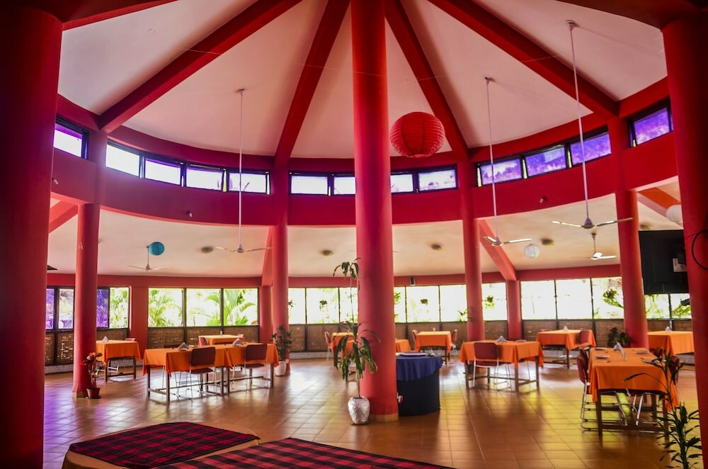 Фото Indismart Woodbourne Resort