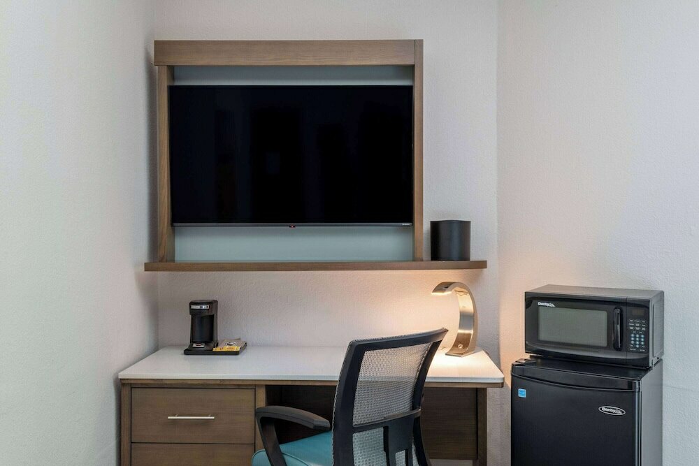 Фото Tryp by Wyndham Tallahassee North I-10 Capital Circle