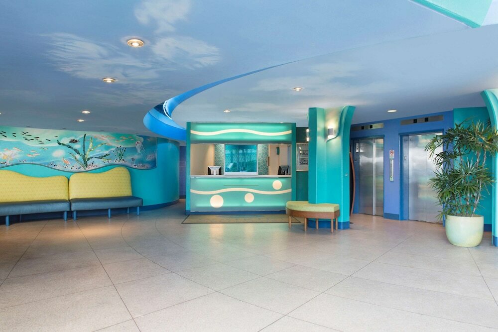 Фото Aston Waikiki Circle Hotel