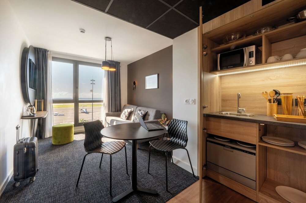 Фото Nemea Appart Hotel Riviera Nice Aéroport