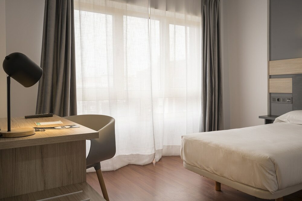 Фото 140197444300