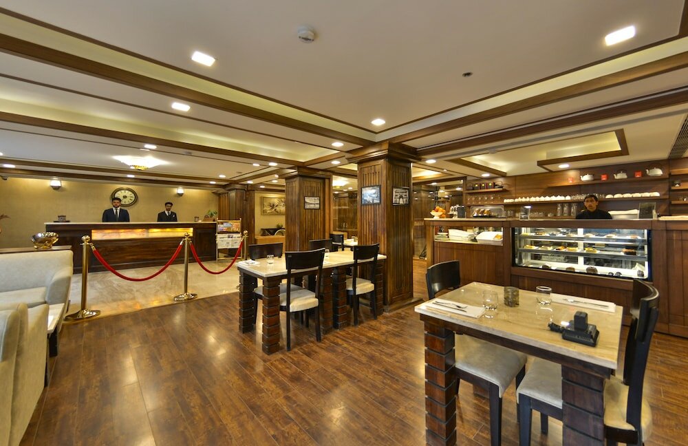 Фото Clarks Inn Srinagar