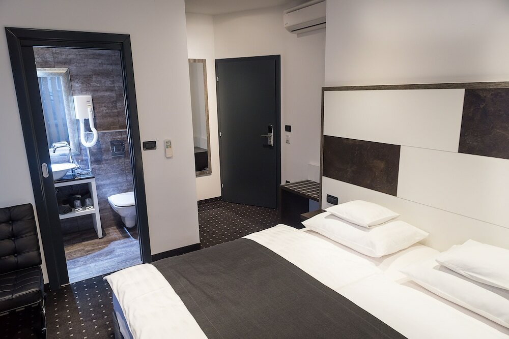 Фото Log In Rooms