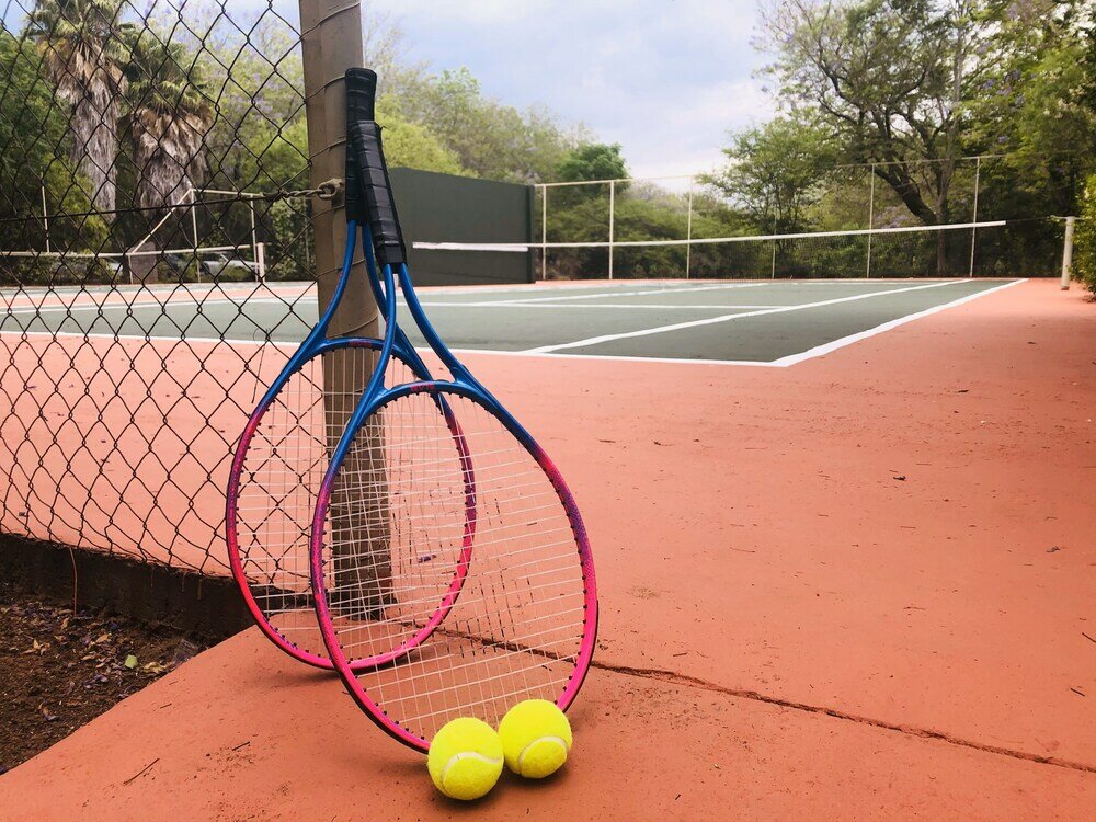 Фото Shangri-La Country Hotel