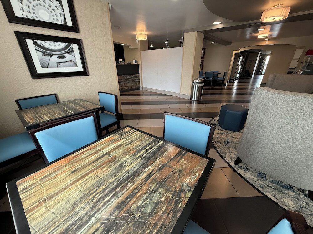 Фото Best Western Plus Jackson Downtown Colliseum