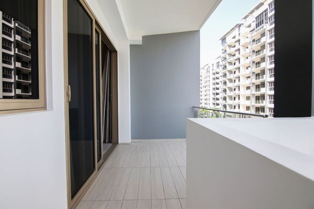 Фото 85 Soho Hotel & Serviced Apartment