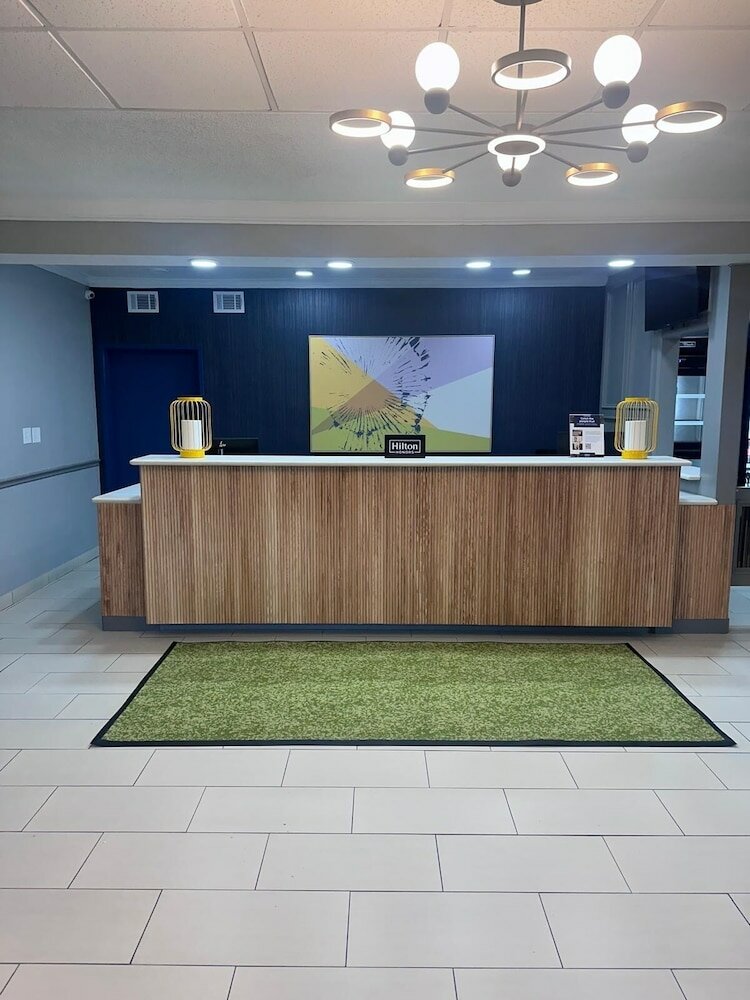 Фото Comfort Inn & Suites Beachfront