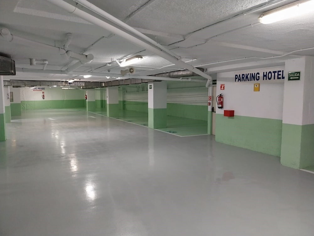 Фото Hotel Silken Coliseum