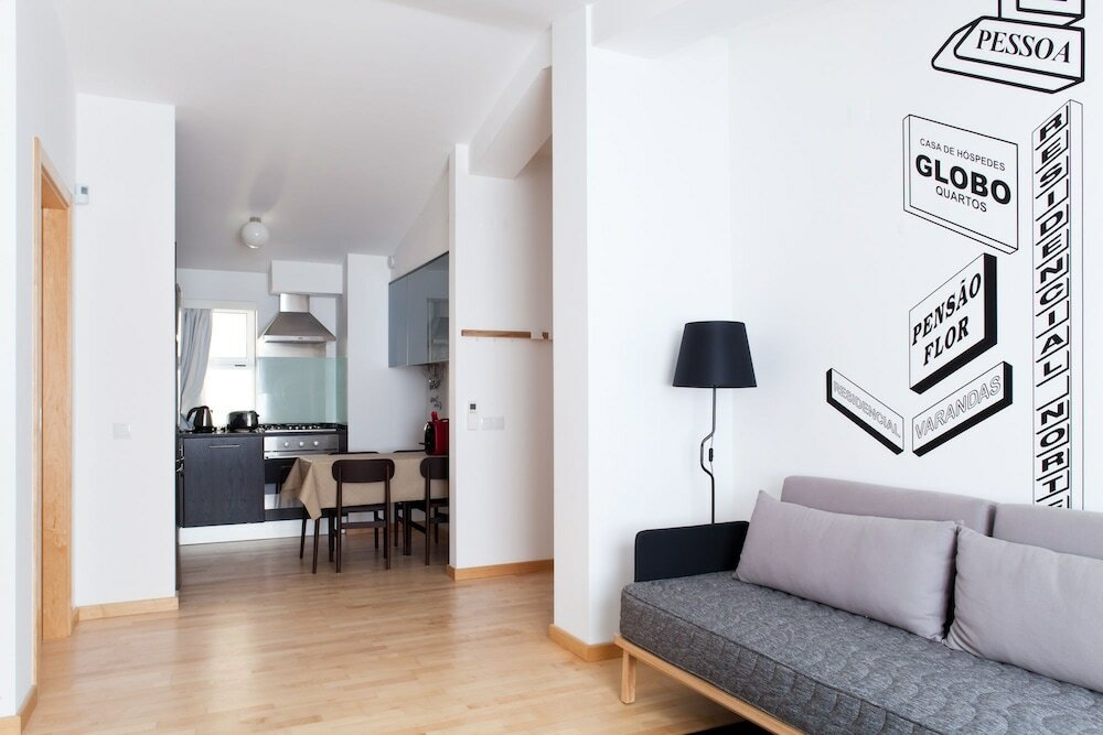 Фото The Lisbonaire Apartments