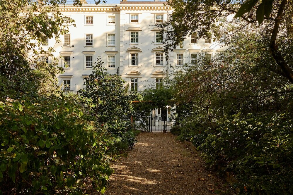 Фото Eccleston Square Hotel