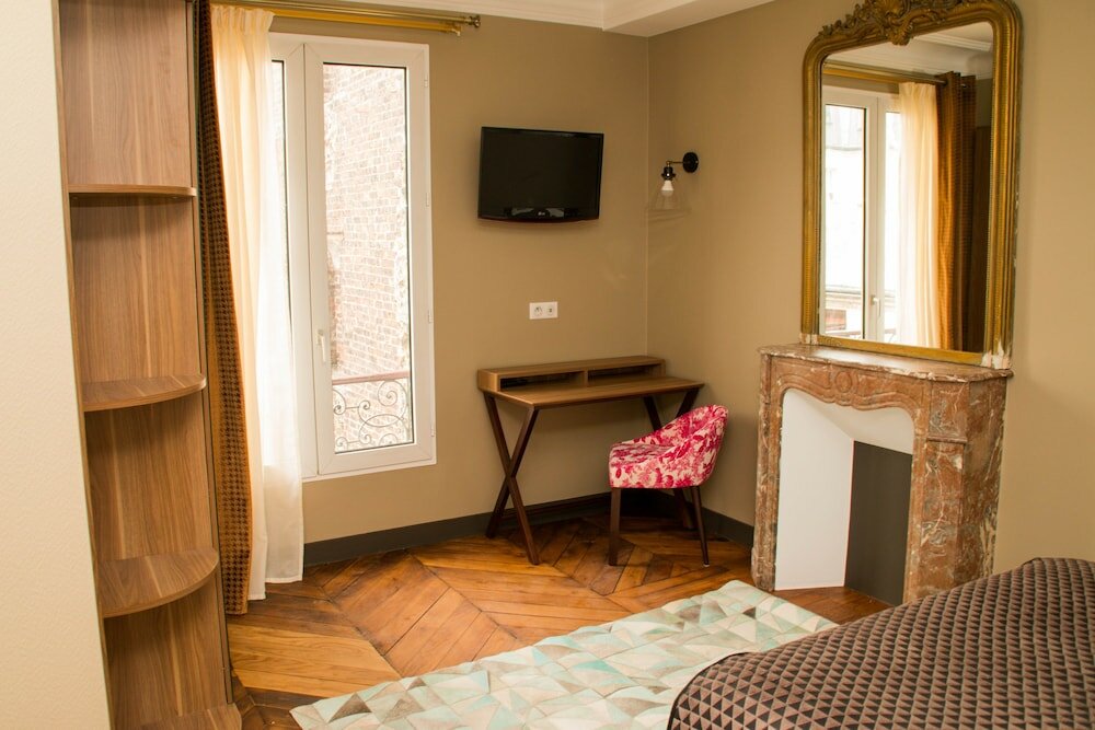 Фото Hotel Excelsior Batignolles