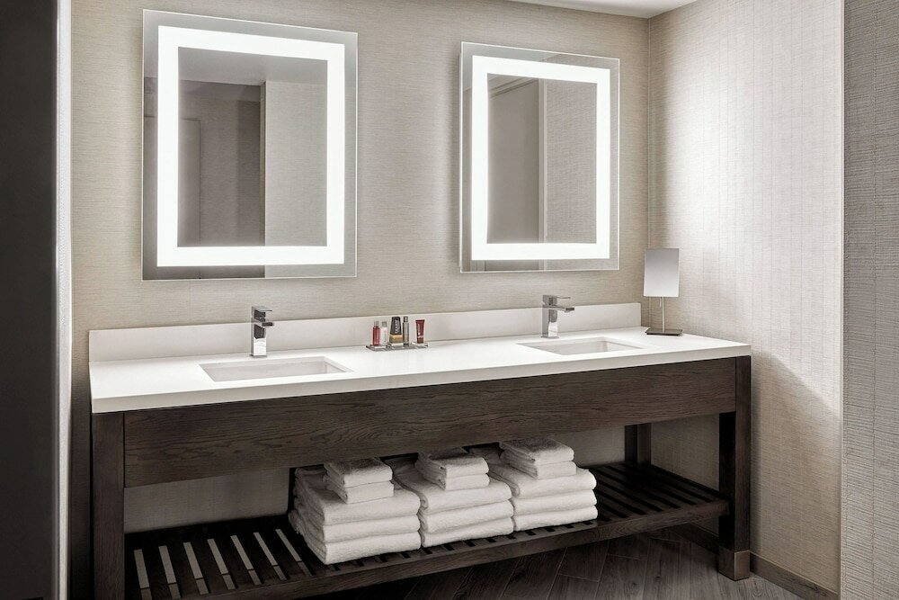 Фото Ventura Beach Marriott