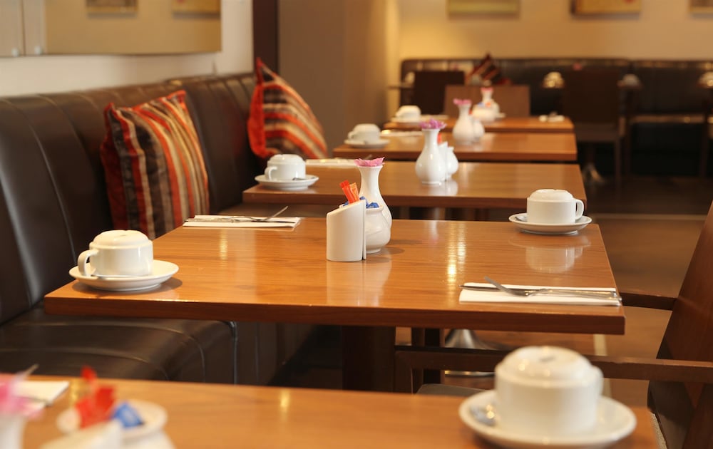 Фото Gresham Belson Hotel