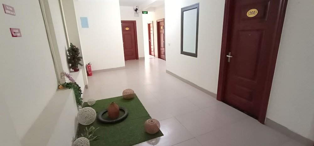 Фото Отель Family Transit 2