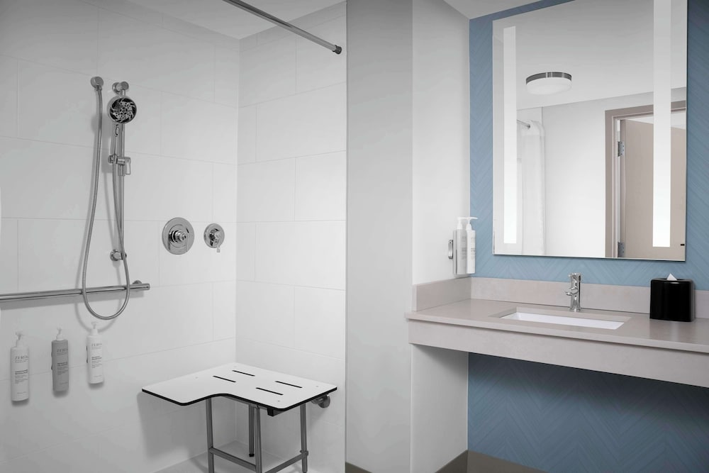 Фото Homewood Suites by Hilton Jacksonville Downtown-Southbank