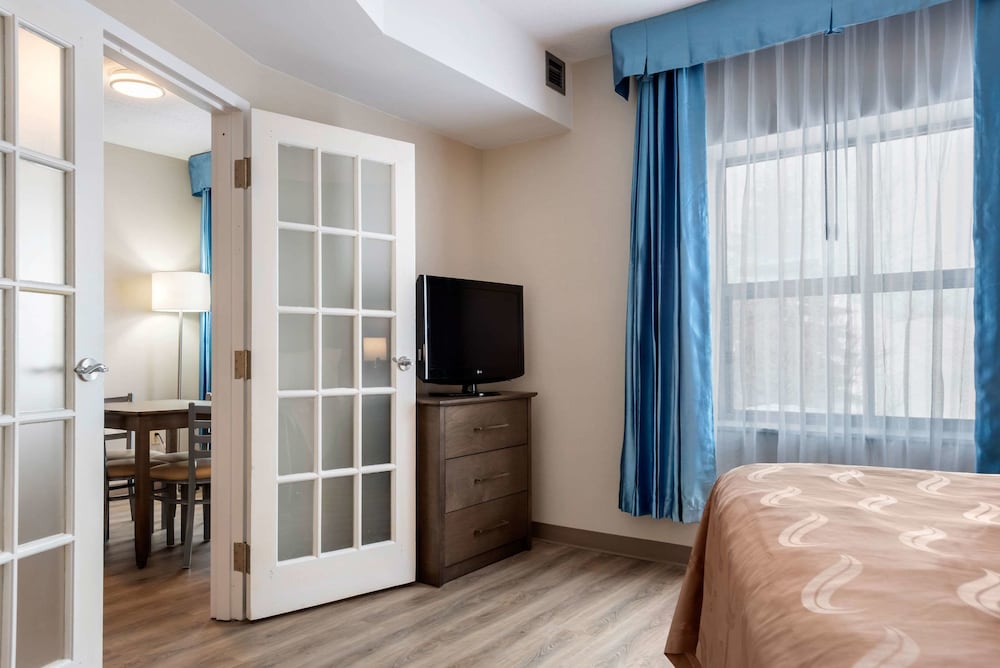 Фото Quality Suites Quebec