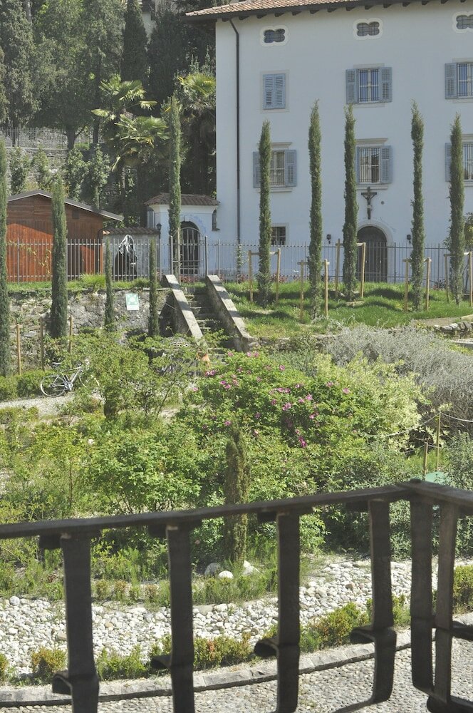 Фото Grand Hotel Entourage Palazzo Strassoldo