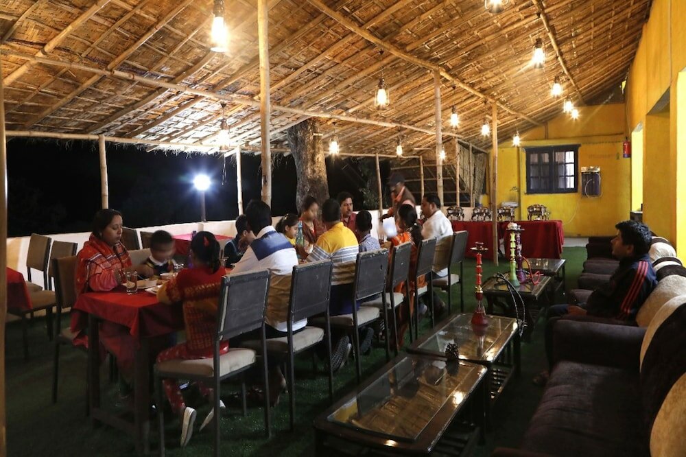 Фото Hotel Kausani Retreat