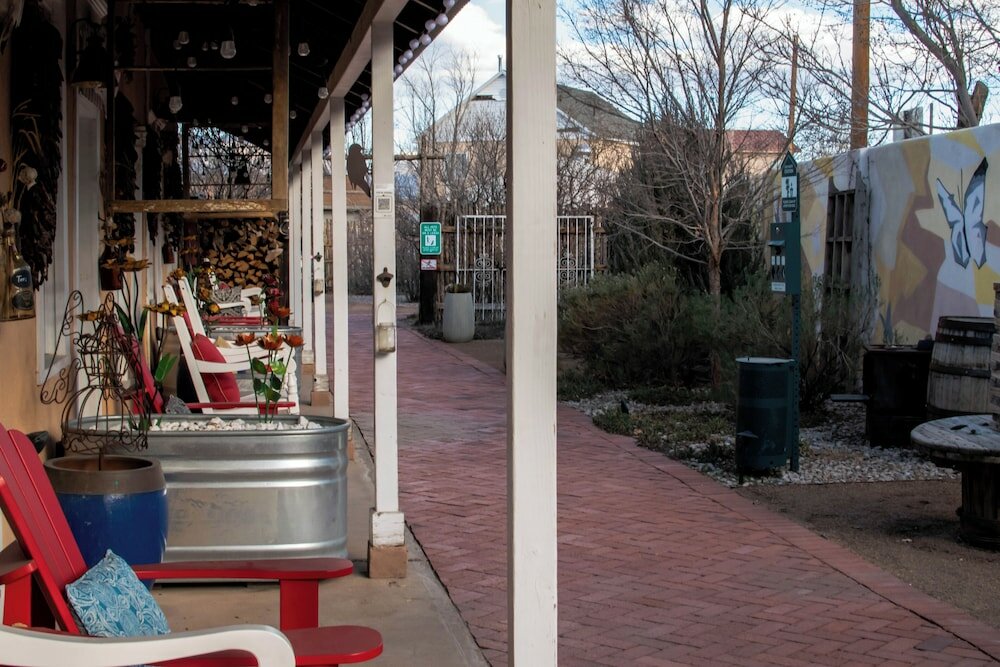 Фото Painted Lady Bed & Brew