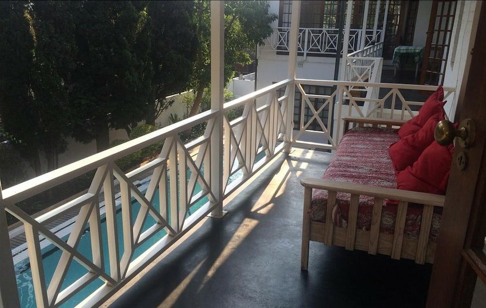 Фото Sandton Farmhouse Executive B&b