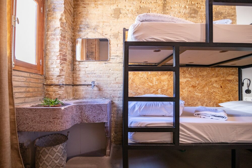 Фото BirdHouse Valencia