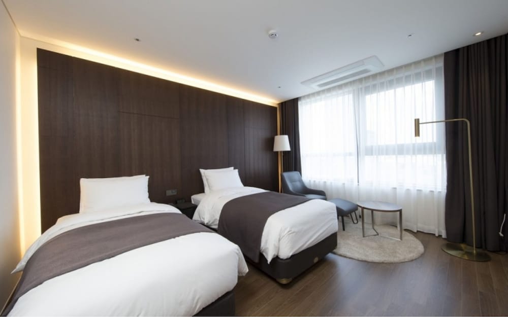 Фото Ramada by Wyndham Daejeon