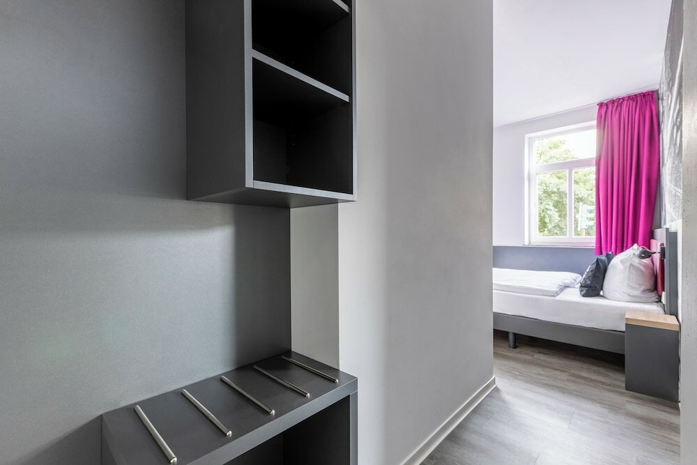 Фото Airport Hotel Dürscheidt