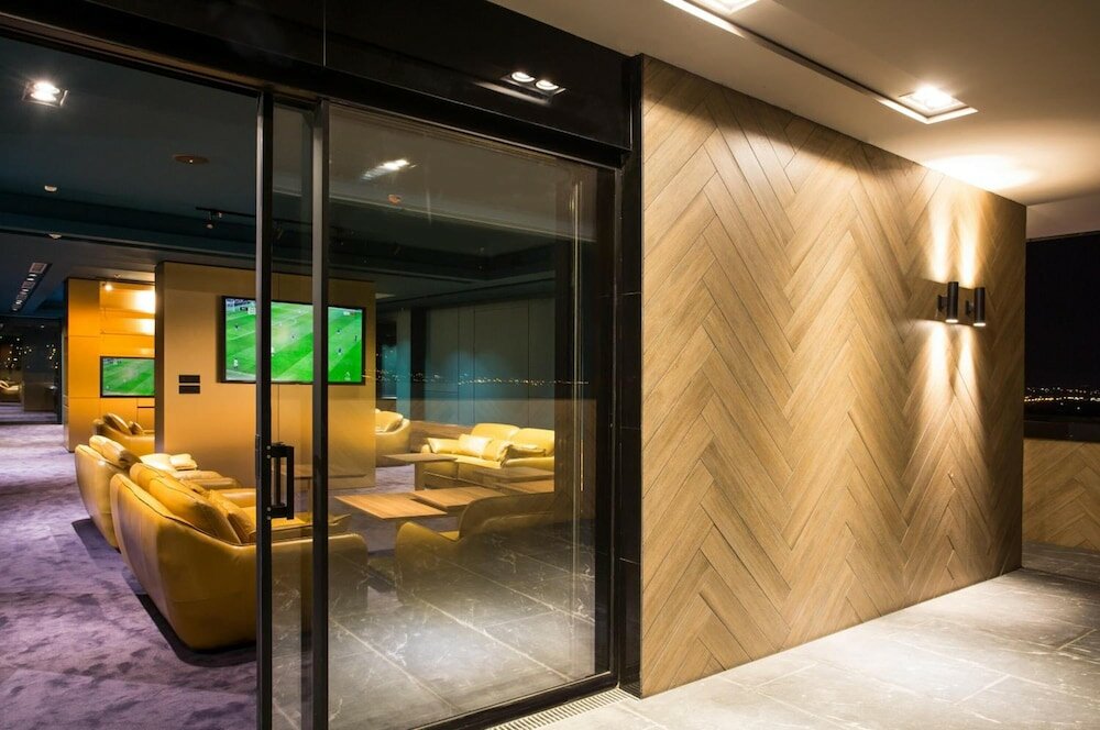 Фото Ambasador Hotel