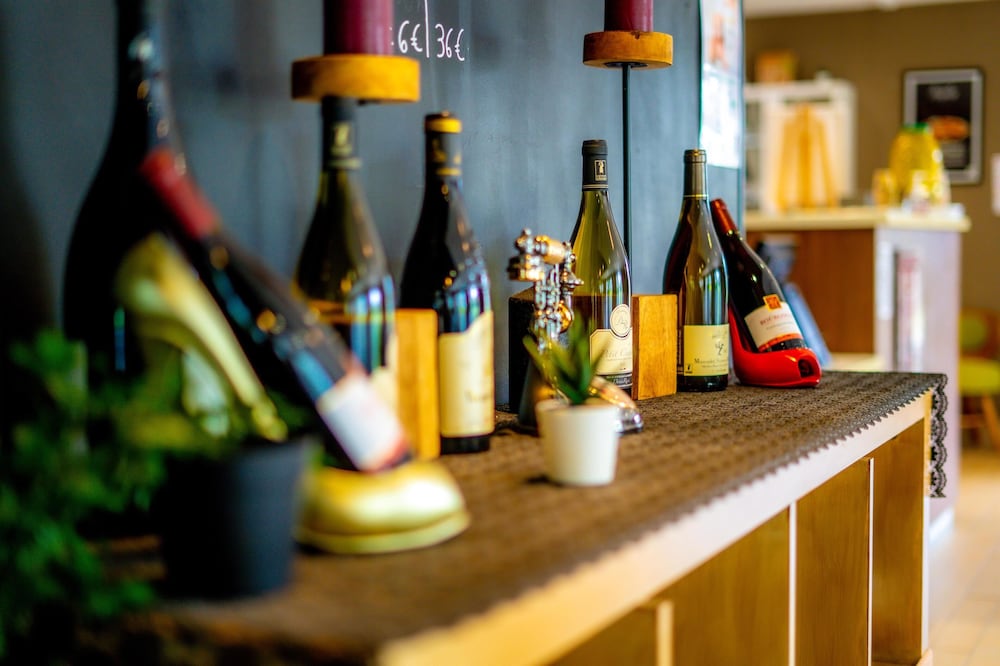 Фото Campanile Evry Est - Saint-Germain les Corbeil