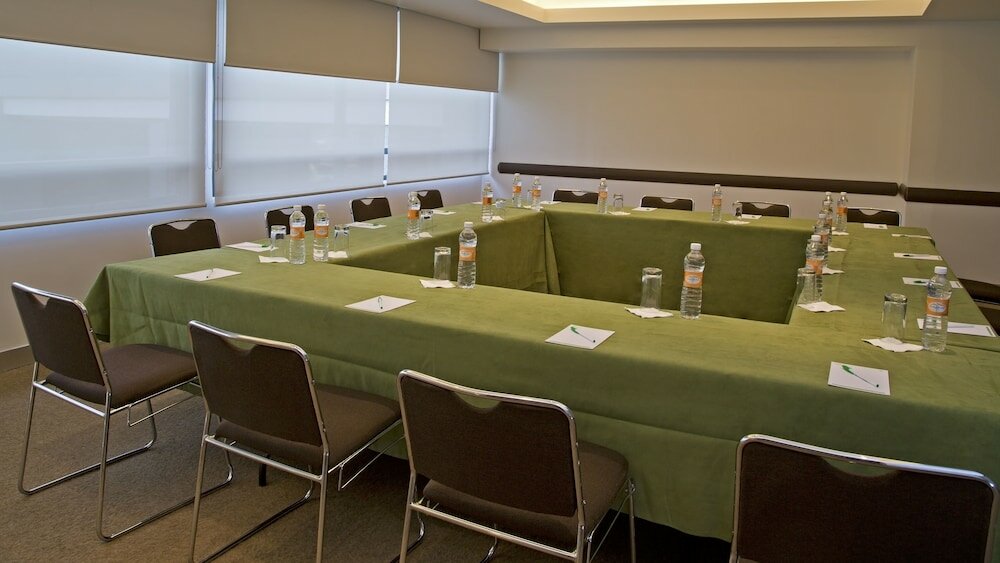 Фото Holiday Inn Mexico City - Plaza Universidad