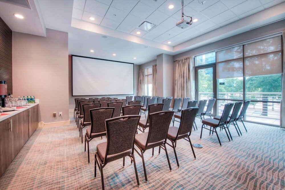 Фото Residence Inn by Marriott Raleigh Downtown