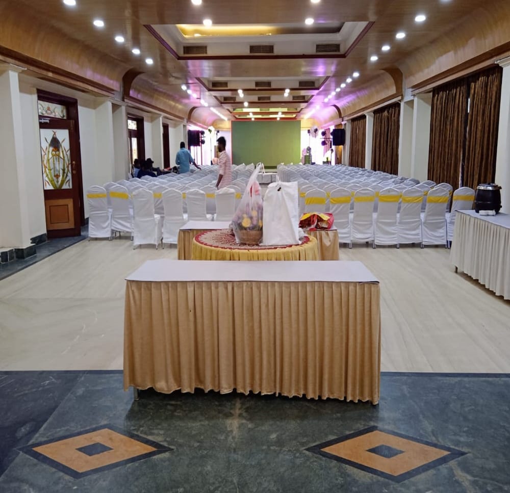 Фото Green Coconut Resort