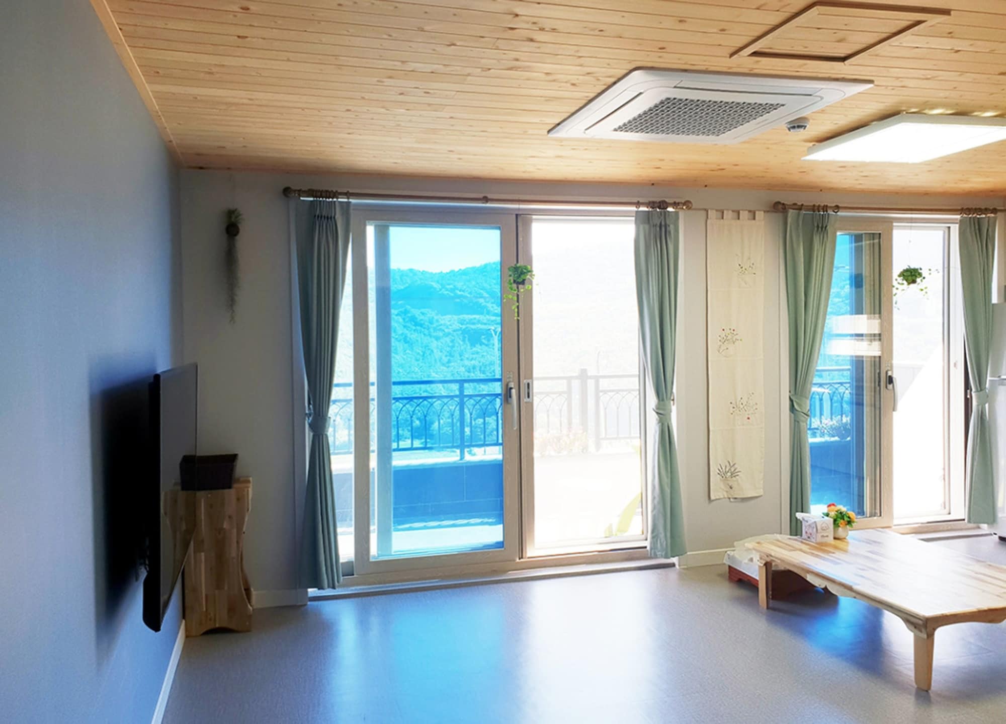 Фото Pyramid Red Clay Pension