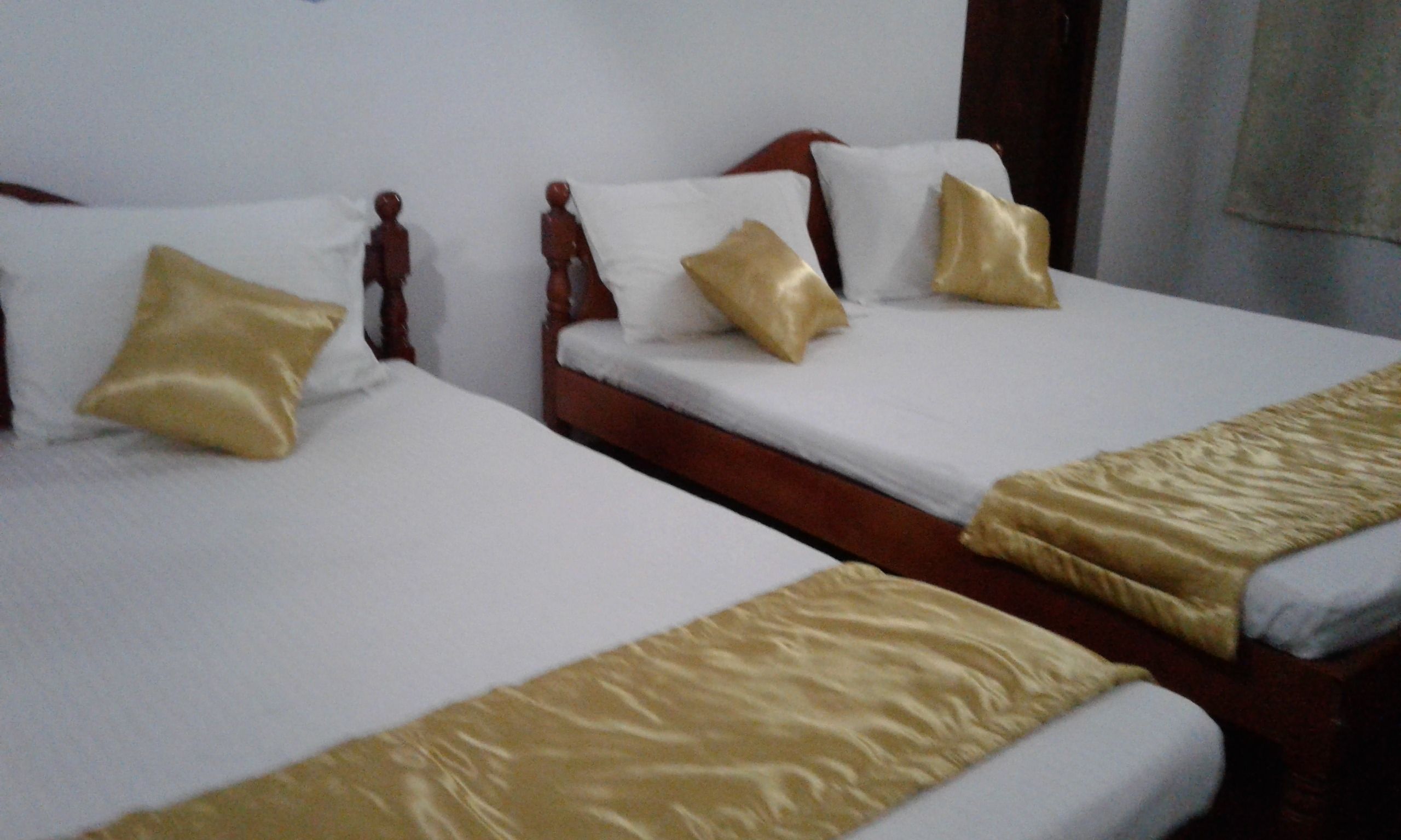 Фото The Rock Bunglow