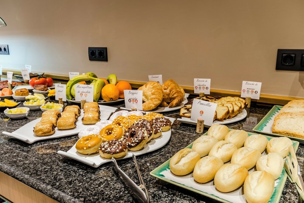 Фото Civera Hotel