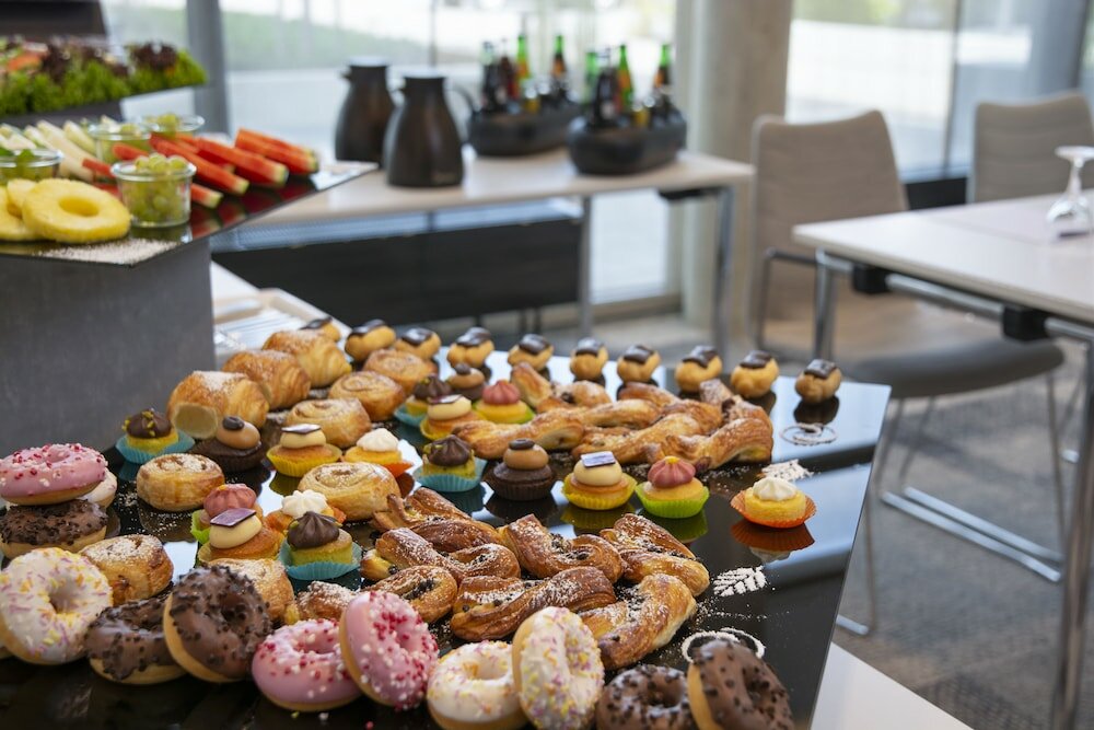 Фото Holiday Inn Express Karlsruhe - City Park, an Ihg Hotel