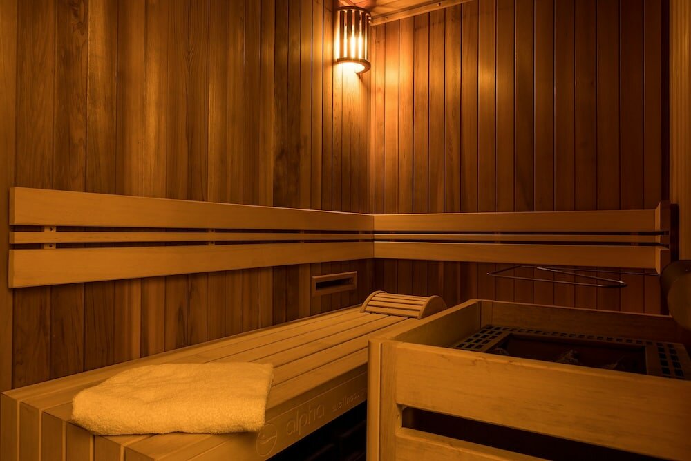 Фото Laz' Hotel SPA Urbain Paris