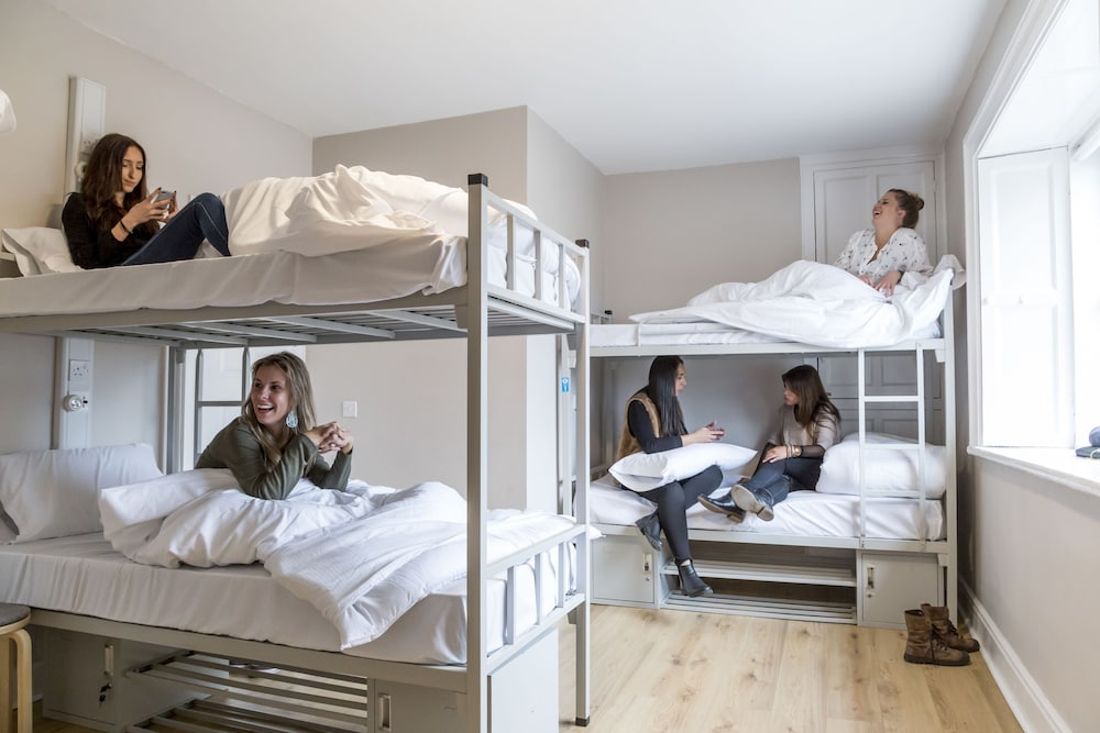 Фото Gardiner House Hostel