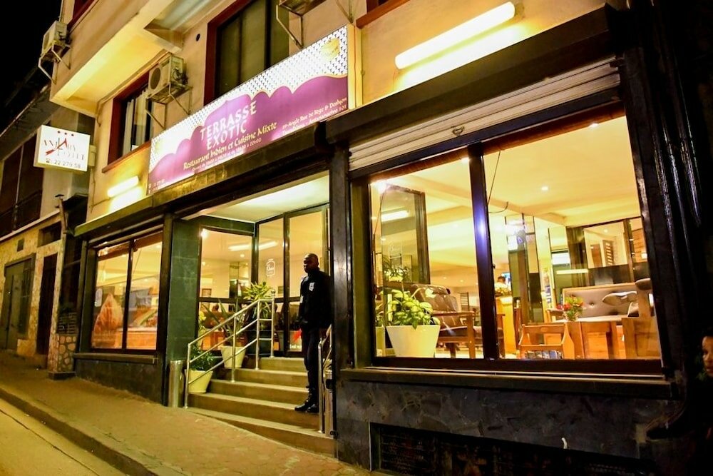 Фото отеля 2