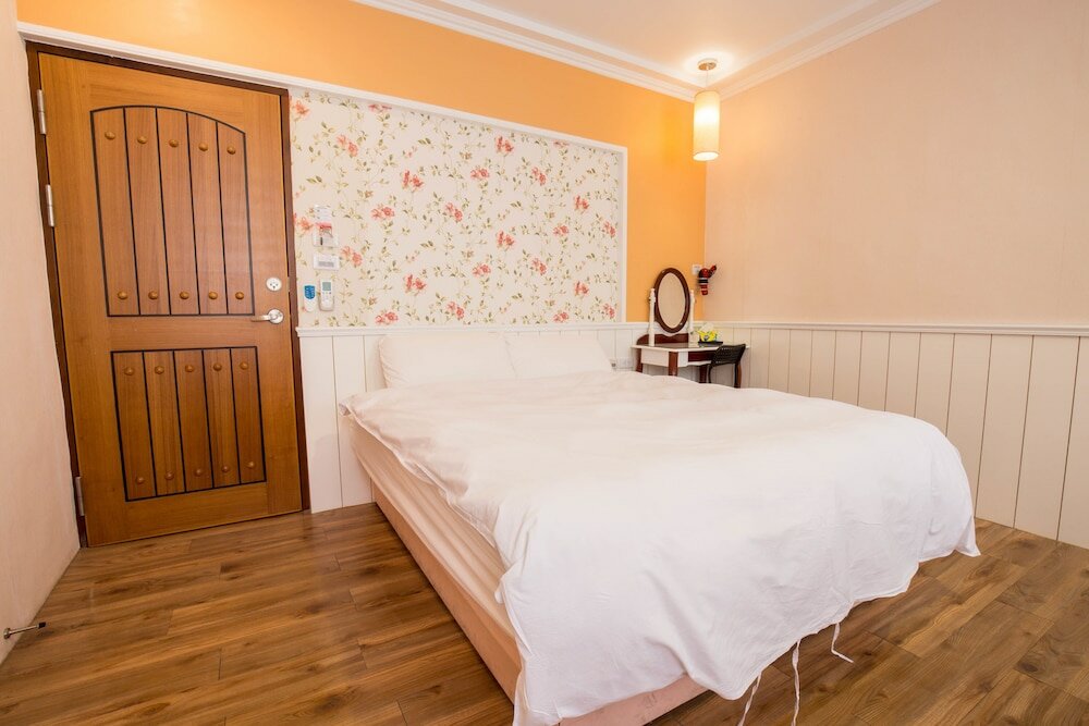 Фото N. Castle Hotel