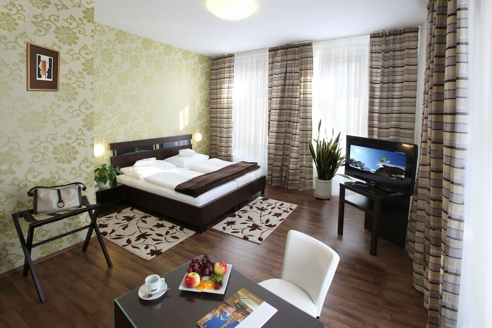 Фото Hotel Trinity